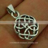 Tiny Round Celtic Knot Silver Pendant, pn107