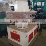 XGJ650 Vertical Ring Die Wood Pellet Machine for Sale From China thumbnail-4