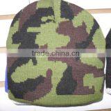 Camo Pattern Winter Knitted Beanie Hat thumbnail-2