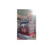 Custom Red 1000kg Twin Cage SC200 Goods Material Personnel Hoist With Hot Dipped Zinc