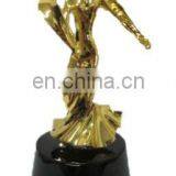 Promotion Golden Alloy Human Figures Trophy