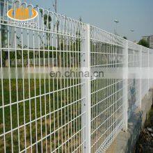 Malaysia Best Selling Galvanized BRC Triangle Bending Wire Mesh Fencing for Sale thumbnail-1