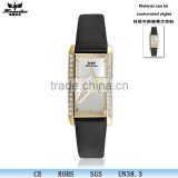 Hot selling 2013 fashion quartz watch store design