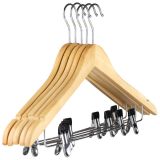 Angie Hot selling wooden clothes hanger with clips