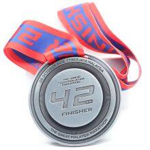 Custom Metal Wooden Crystal Material 2022 Marathon Medal Display Half Marathon Medals thumbnail-3