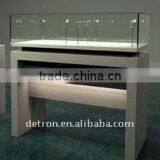 Modern Glass Showcase With Spotlight Design/Brand Leader Showcase