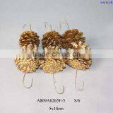 Christmas Gold Pine Cone thumbnail-1