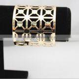 Gold Female Metal Cuff Design Hollow Bangle Wide Metal Cuff Bracelet Bangle for Women thumbnail-4