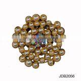 noble design crystal pearl brooch