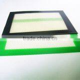 Wholesae FDA Food Grade Non Stick 4x5" Non-stick Slick Oil Platinum Cured Small Silicone Matts thumbnail-5