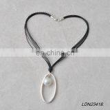 Leather Pearl With Oval Circle Worn Silver Necklace thumbnail-3