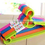 Colorful Plastic Clothes Hanger/pp Cloth Hanger thumbnail-4