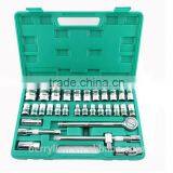 Berrylion Best Quality 32pcs Socket Set Chorme-Vanadium Steel Socket Tool Set thumbnail-4