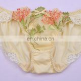 Factory Price Comfortable Warm Tone Ladies Sexy Lace Panty, Mature Women in Panties Lace