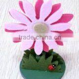Felt Flower Card Clip thumbnail-1