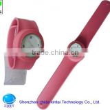 2013 new sports promotional item silicone slap band watchs