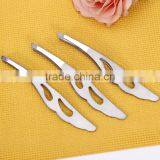 Mirror Polishing Leaf Shape Cover Eyebrow Tweezer in Beauty Salon thumbnail-3