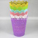 Plastic Lace Brim Garbage Can in Round Shape thumbnail-2