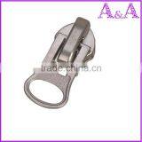 #5 Auto Lock Nylon Zipper Slider With Regular Puller thumbnail-3