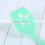 The Silicone Shovel With Plum Shape Shovel With Holes Non-stick Silicon Shovel thumbnail-2