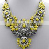 2016 Hot Sales Bulk Flower Resin Crystal Material Gold Chain Flower Pendant Shourouk Statement Necklace Semi Precious Jewellery thumbnail-4