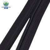 Hot Sale Zipper 8# Nylon Zippers Coil Zips in Rolls for Luggages thumbnail-4