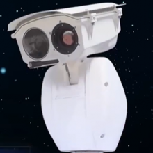 Cámara infrarroja PTZ resistente para todas las condiciones climáticas con clasificación IP66 y rango de temperatura de funcionamiento de -40°C a +70°C