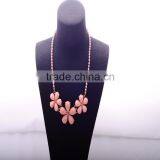 >>>Fashion Lady Women Banquet Accessories Three Flowers Acrylic Charm& Choker Necklace Pendant/ thumbnail-2