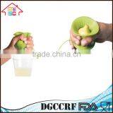 Silicone Portable Manual Lemon Juicer Lemon Squeezer,Lemon Pressor,Manual Orange Juicer thumbnail-1