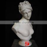 Woman Nude Statue thumbnail-1