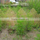 Natural Garden Willow Expandable Branch Trellis