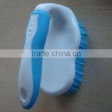 Newest Style Plastic Clothes Brush thumbnail-3