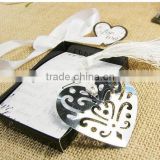 creative stainless steel bookmark wholesale Hollow peach heart wedding gift metal bookmark with tassels For Back To School favor