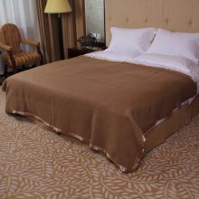 Woven Woolen Polyester Hotel Blanket