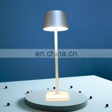 Restaurant Decorative Rechargeable Dining Lamp Dimming Usb Table Lamp in Rose Gold