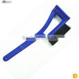3 in 1 Short Handle Snow Brush With Rubber Wiper and Soft Brush, Car Brush thumbnail-2