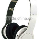 Wireless Headphones-2013 New Fashion Teenager High Bass Headphone thumbnail-1