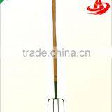 4 Tines Fork With Long Wooden Handle