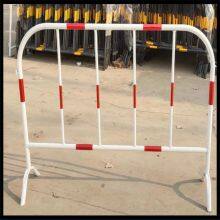 Portable Crowd Control Barrier With Water-Filled Base for Construction Sites thumbnail-5