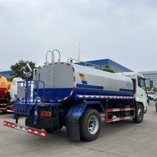 Dongfeng 4 * 2 Water Truck With a Capacity of 15000L thumbnail-4