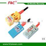 4mm Detection Distance TOp Inductive Proximity Sensor Switch With