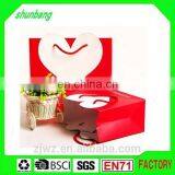 2015 Heart Shape Pattern Roll Handle Paper Packing Bag for Valentine's Day