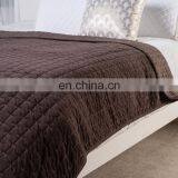 King Size Quilt Soft, Lightweight, Reversible and Hypoallergenic Bedding Wholesale thumbnail-4