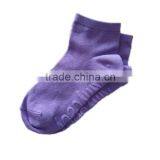 custom logo anti slip grip yoga socks for woman