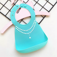 Customized Baby Feeding Set Soft Silicone Waterproof Baby Bibs Sets Easily Clean BPA Free thumbnail-5