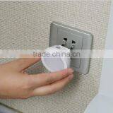 Auto ON/OFF Plug In LED Night Light With Dusk to Dawn Sensor thumbnail-3