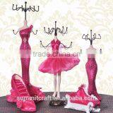 Fashion Jewelry Figura Resin Unique Jewelry Display Set Luxury