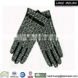 55% PU ,45% Blended Fabric Glove With TR Lining