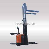 CE Certified Fully Powered Electric Pallet Stacker (CDD16) thumbnail-1