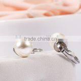 Guangzhou Factory Wholesale Elegant White Big Pearl Stud Earrings for Party thumbnail-5